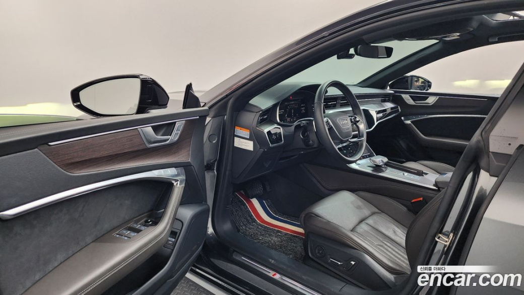 Audi A7 55 TFSI Quattro Premium, 2022