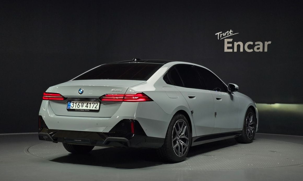 BMW 5-Series 520i M Sport, 2026