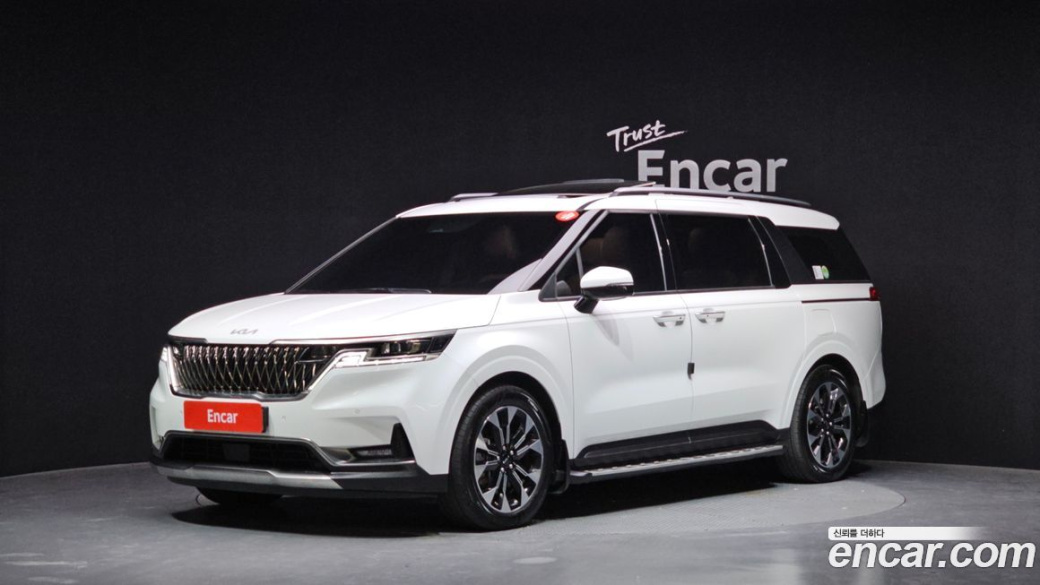 Kia Carnival 9-Seater Noblesse, 2023