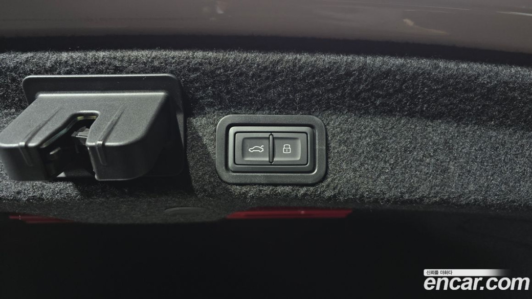 Audi A6 45 TFSI, 2023