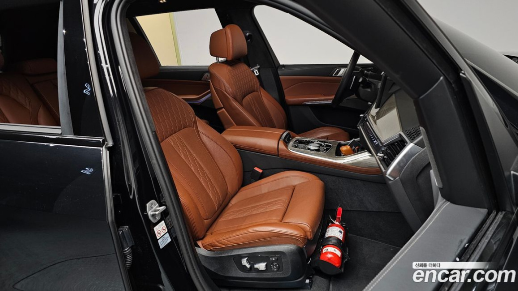 BMW X7 xDrive 40d Design Pure Excellence 7-Seater, 2024