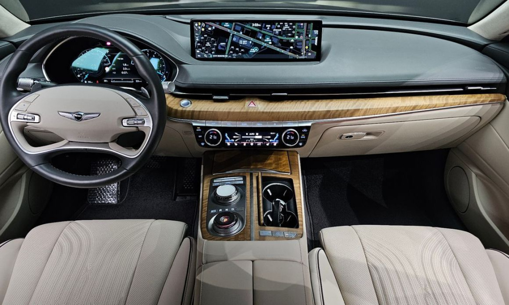 Genesis G80 Gasoline 2.5 Turbo AWD, 2024