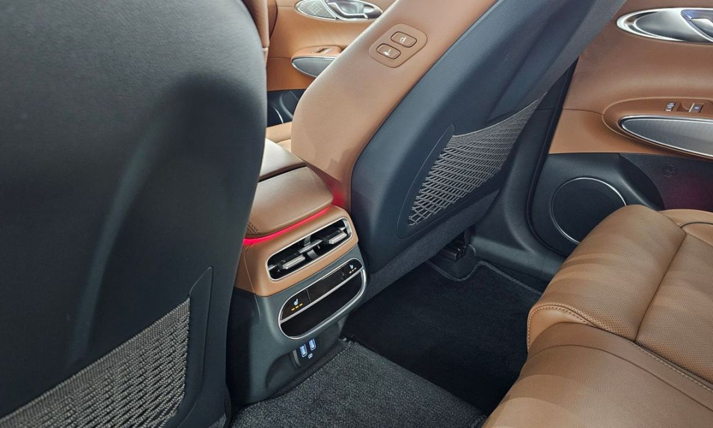 Genesis GV70 2.5T Gasoline AWD, 2024