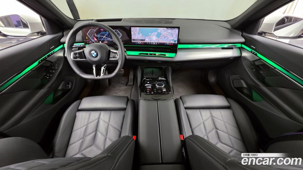 BMW 5-Series 520i Special Edition, 2025
