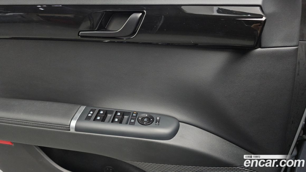 Hyundai Grandeur 2,5 Gasoline 2WD, 2025