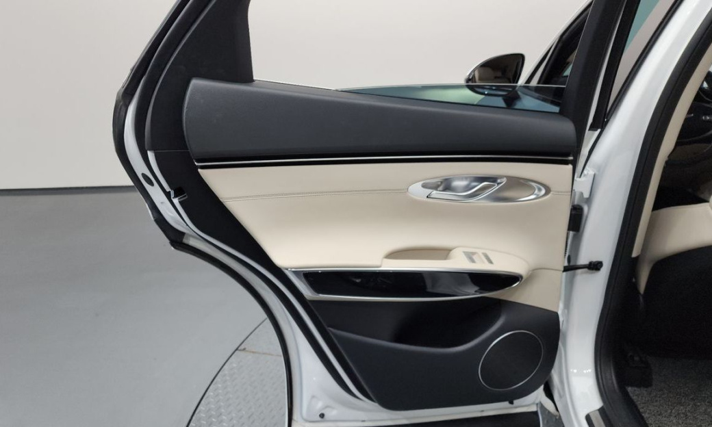 Genesis GV70 2.5T Gasoline 2WD, 2024