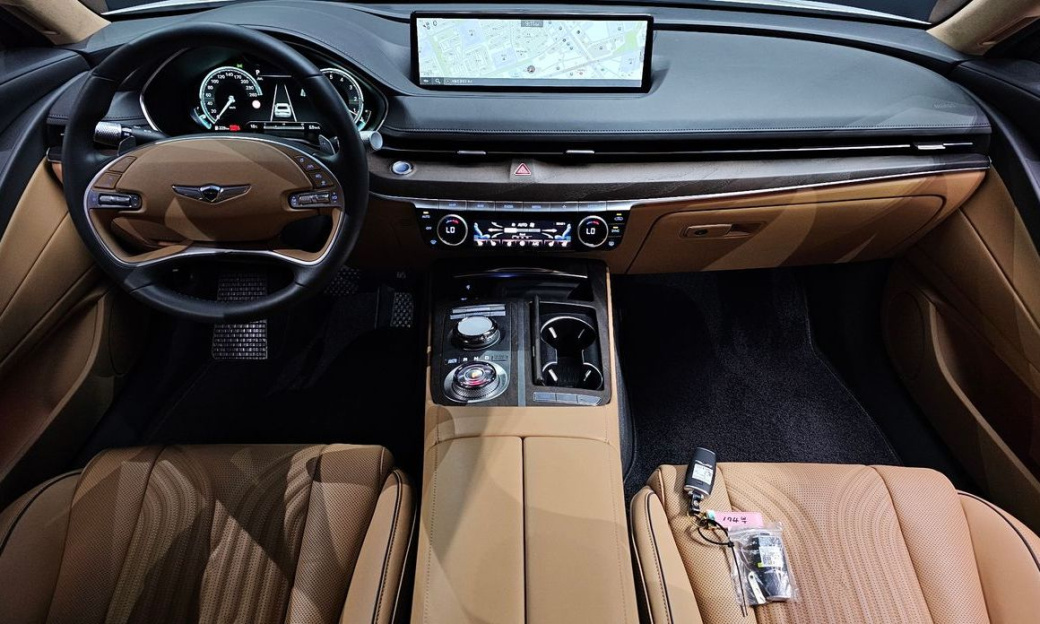 Genesis G80 Gasoline 2.5 Turbo AWD, 2024