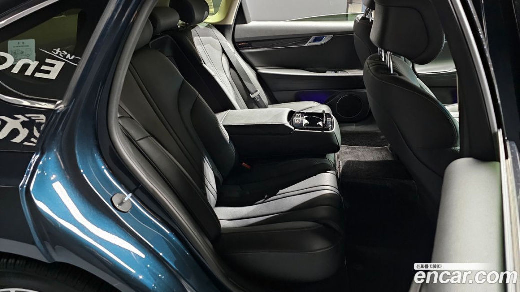 Genesis G80 Gasoline 2.5 Turbo AWD, 2023