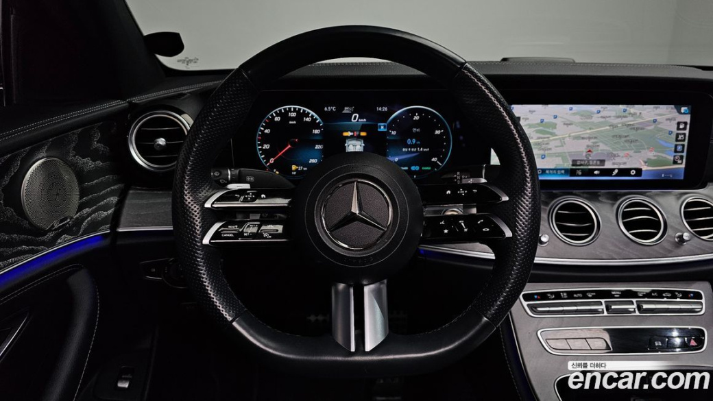 Mercedes-Benz E-Class E350 4MATIC AMG Line, 2023