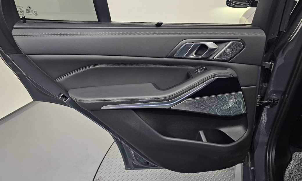 BMW X5 xDrive 40d M Sport, 2022