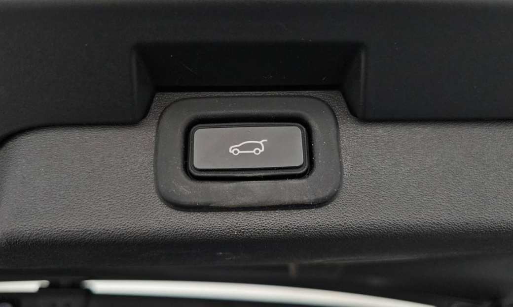 Land Rover Discovery P360 R-Dynamic SE, 2023