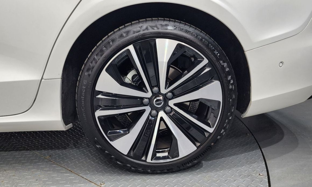 Volvo S60 B5 Ultimate Bright, 2024