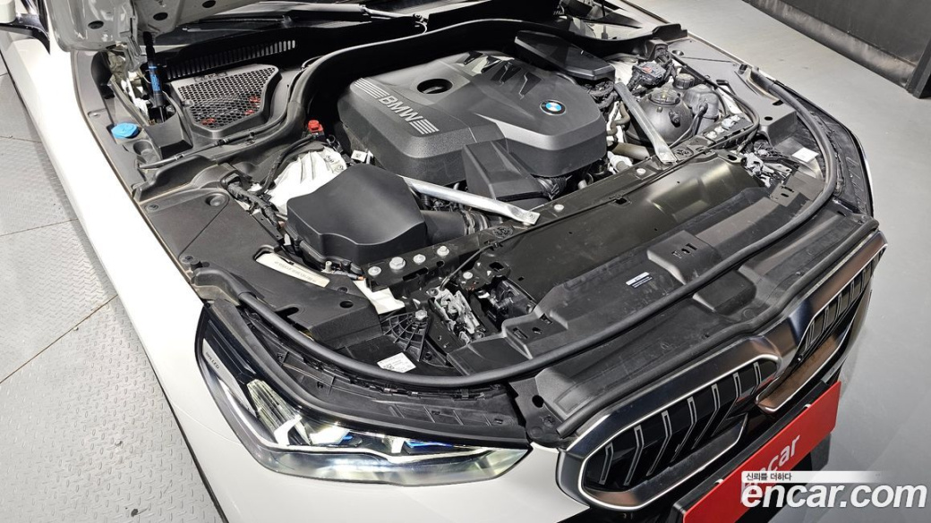 BMW 5-Series 530i xDrive M Sport, 2024
