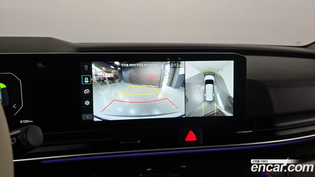 Kia Carnival 9-Seater Gravity, 2025