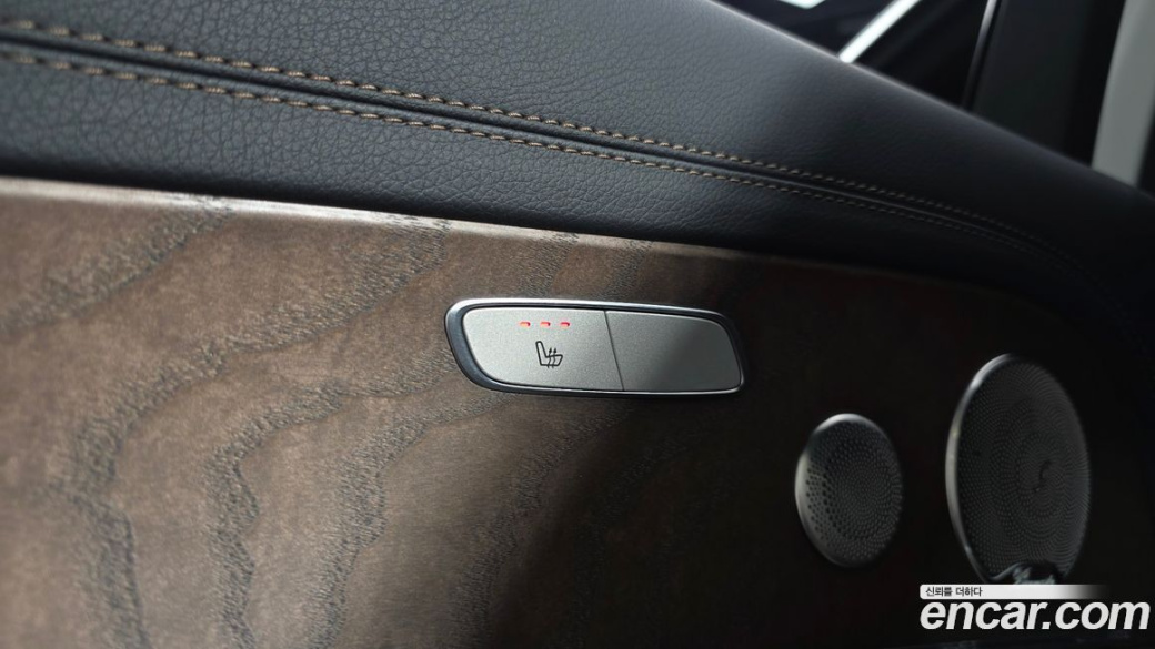 Mercedes-Benz E-Class E220d 4MATIC Exclusive, 2022