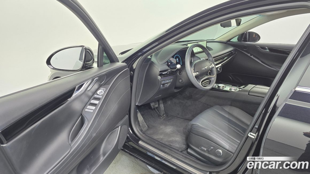 Genesis G80 Gasoline 2.5 Turbo AWD, 2024
