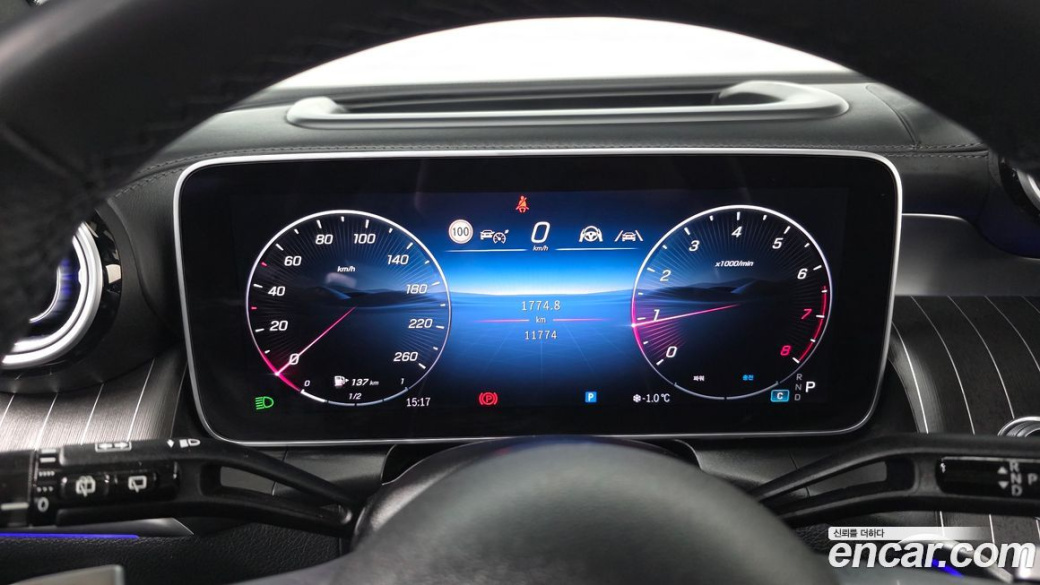 Mercedes-Benz GLC-Class GLC300 4MATIC AMG Line, 2025