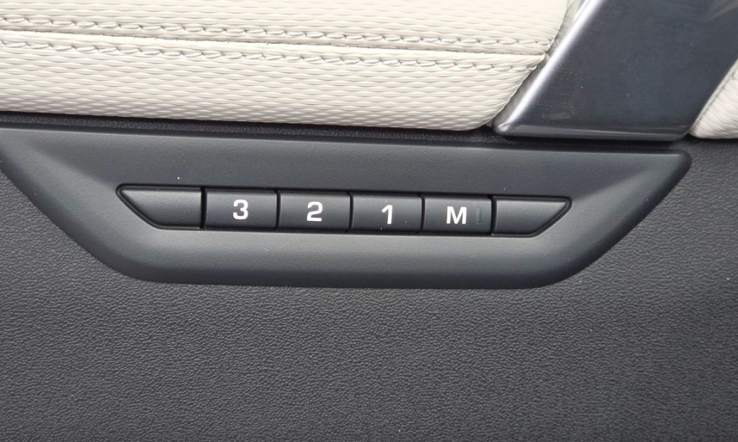 Land Rover Discovery Sport P250 Dynamic SE, 2025