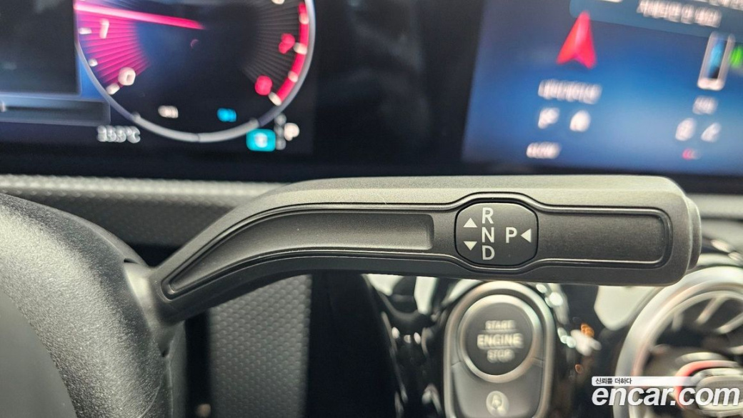 Mercedes-Benz CLA-Class CLA250 4MATIC, 2025