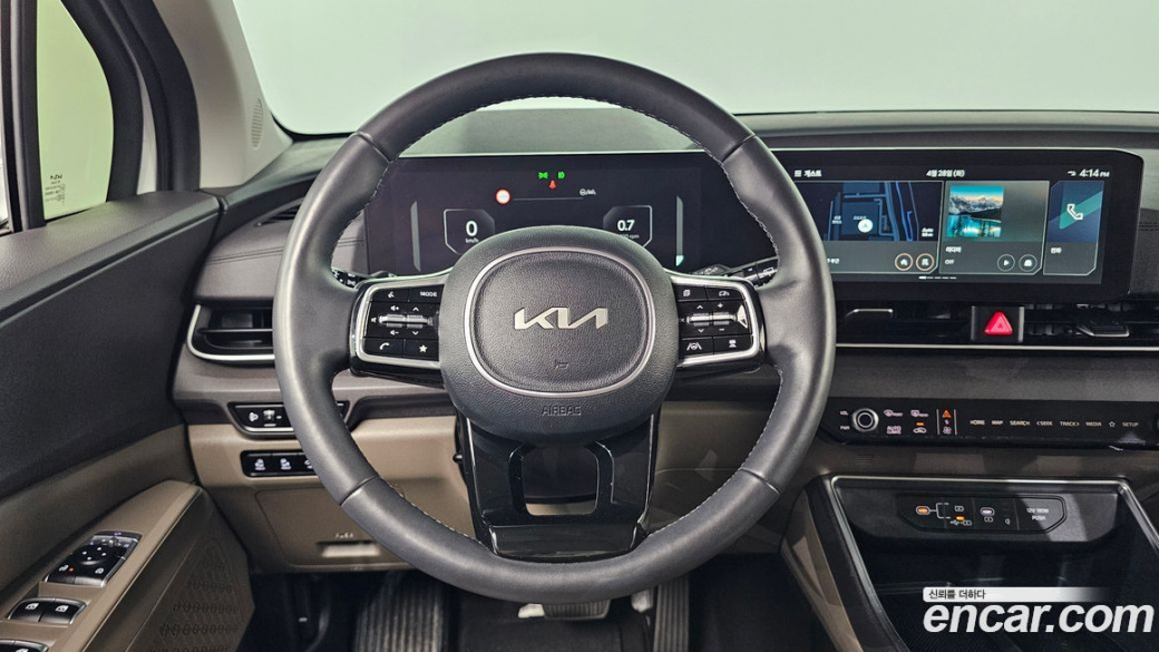 Kia Carnival 9-Seater Noblesse, 2025