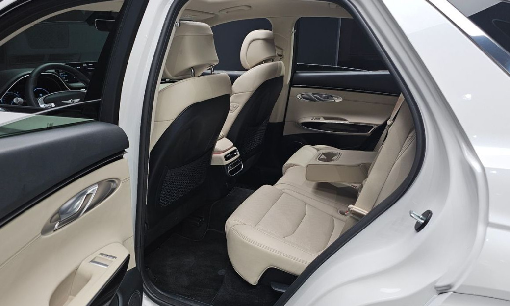 Genesis GV70 2.5T Gasoline AWD, 2023