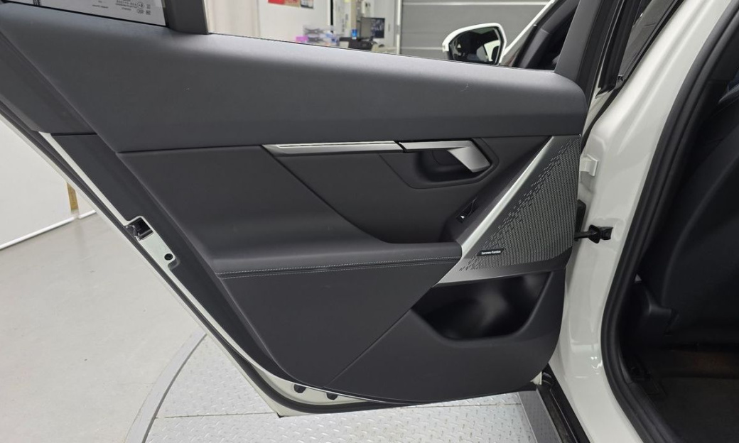 BMW 5-Series 520i M Sport, 2024