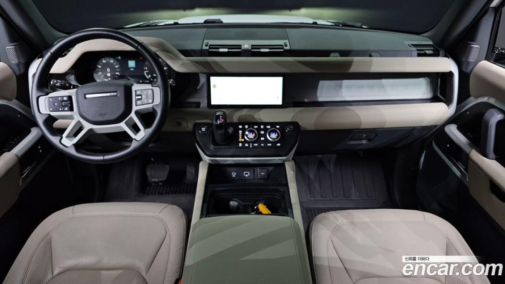 Land Rover Defender 110 D250 SE, 2024