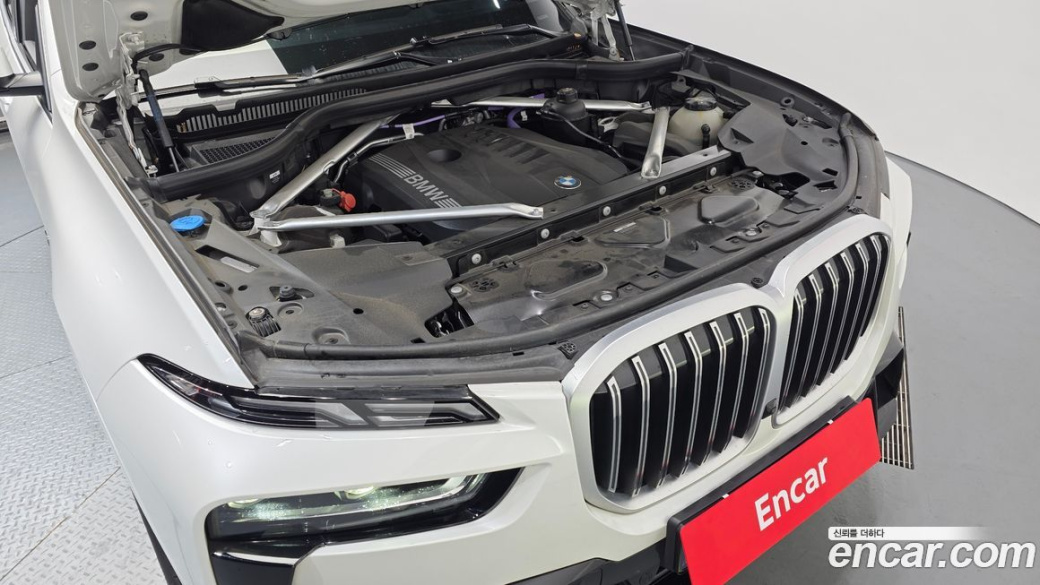 BMW X7 xDrive 40i M Sport 6STR, 2025
