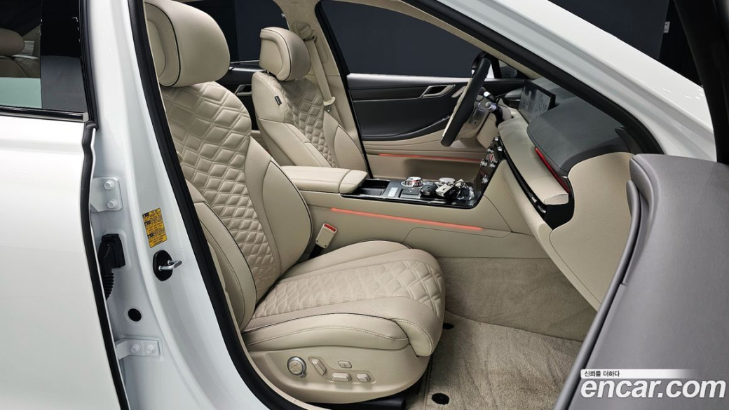 Genesis G80 Gasoline 2.5 Turbo AWD, 2026