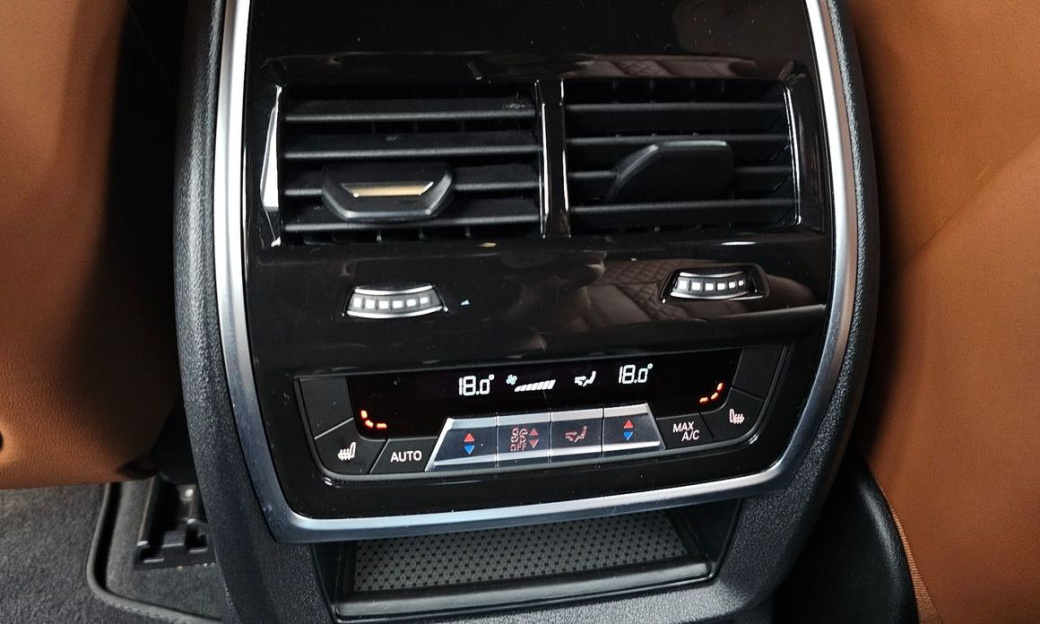 BMW X7 xDrive 40i M Sport 6STR, 2024