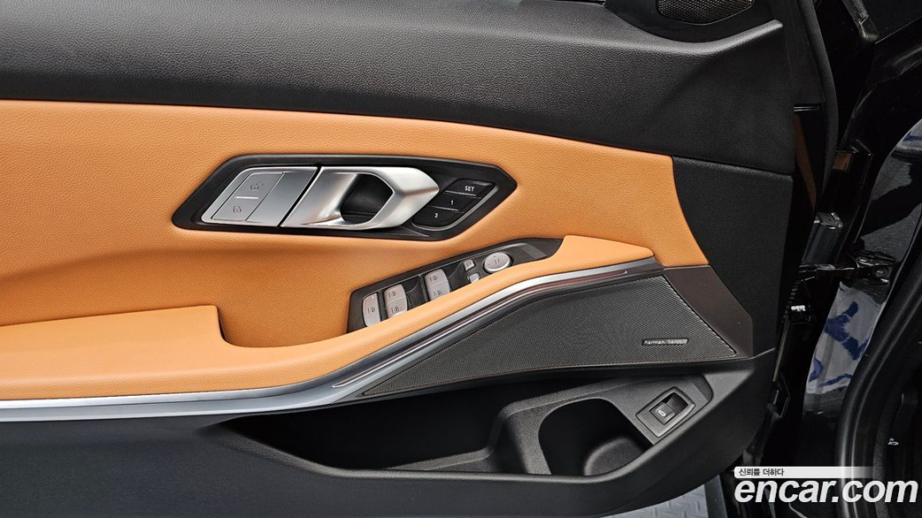 BMW 3-Series 320i M Sport, 2024