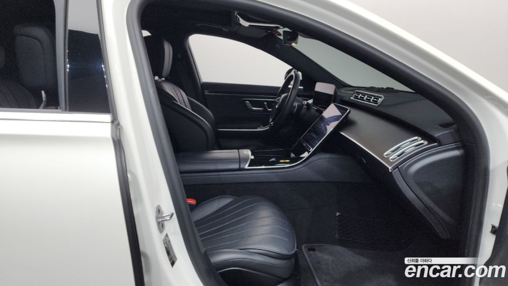 Mercedes-Benz S-Class S350 d, 2023
