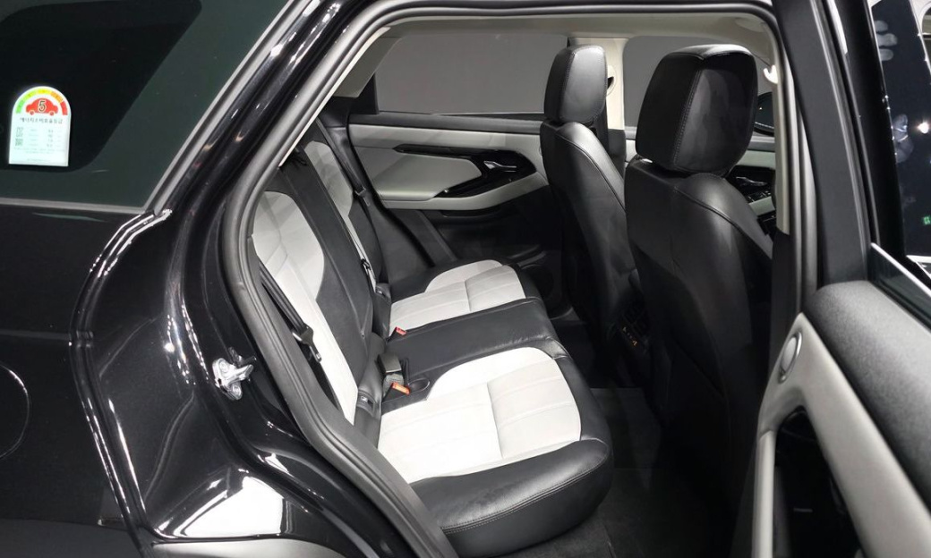 Land Rover Range Rover Evoque P250 Dynamic SE, 2025