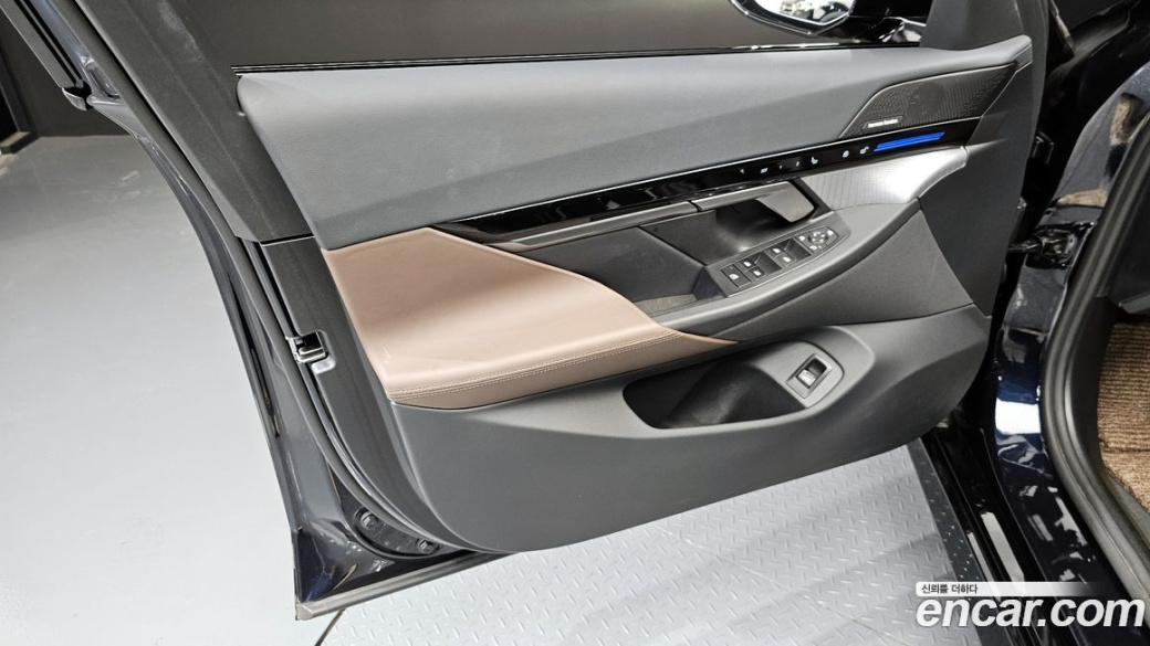 BMW 5-Series 520i M Sport, 2024