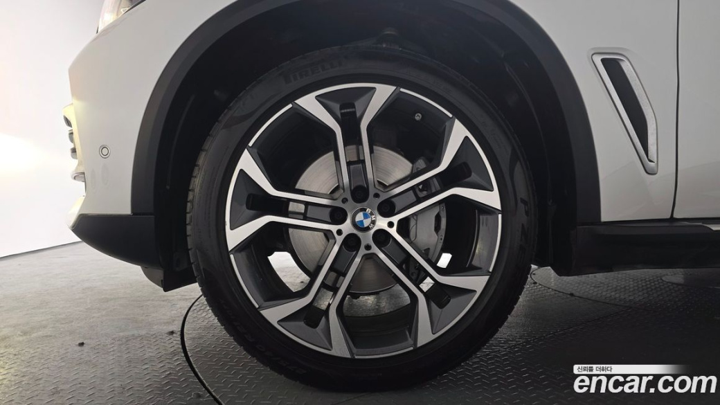 BMW X5 xDrive 30d xLine, 2023