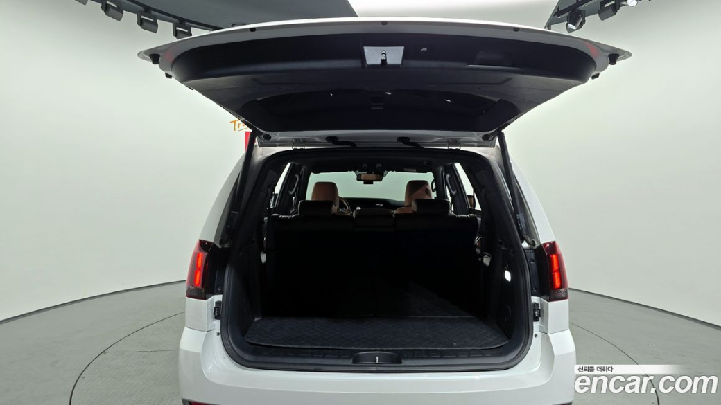 Kia Mohave Diesel 3.0 4WD 7-Seater, 2022