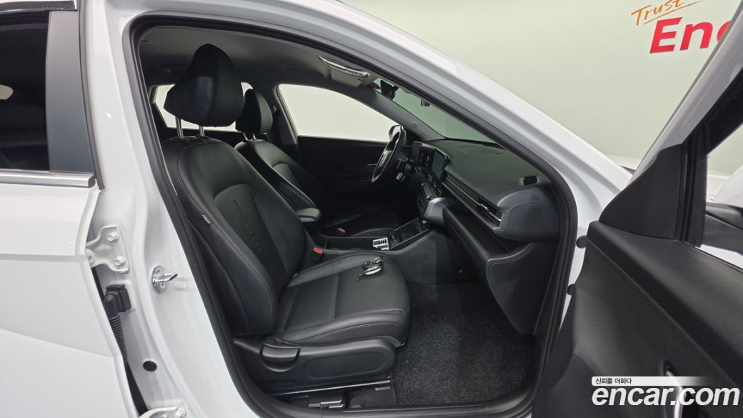 Hyundai Kona Gasoline 2.0 2WD, 2023