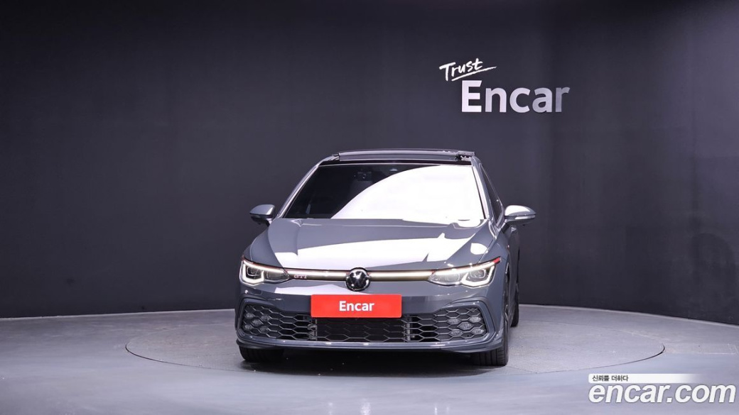 Volkswagen Golf 2.0 GTI, 2024