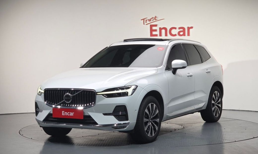 Volvo XC60 B5 Ultimate Bright, 2023