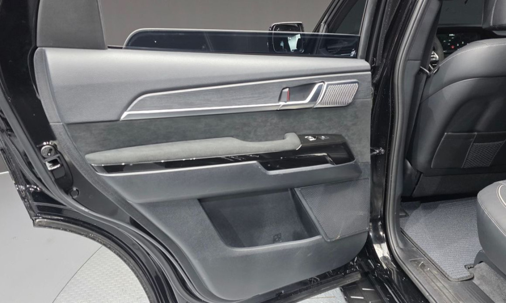 Kia Mohave Diesel 3.0 4WD 5-Seater, 2024