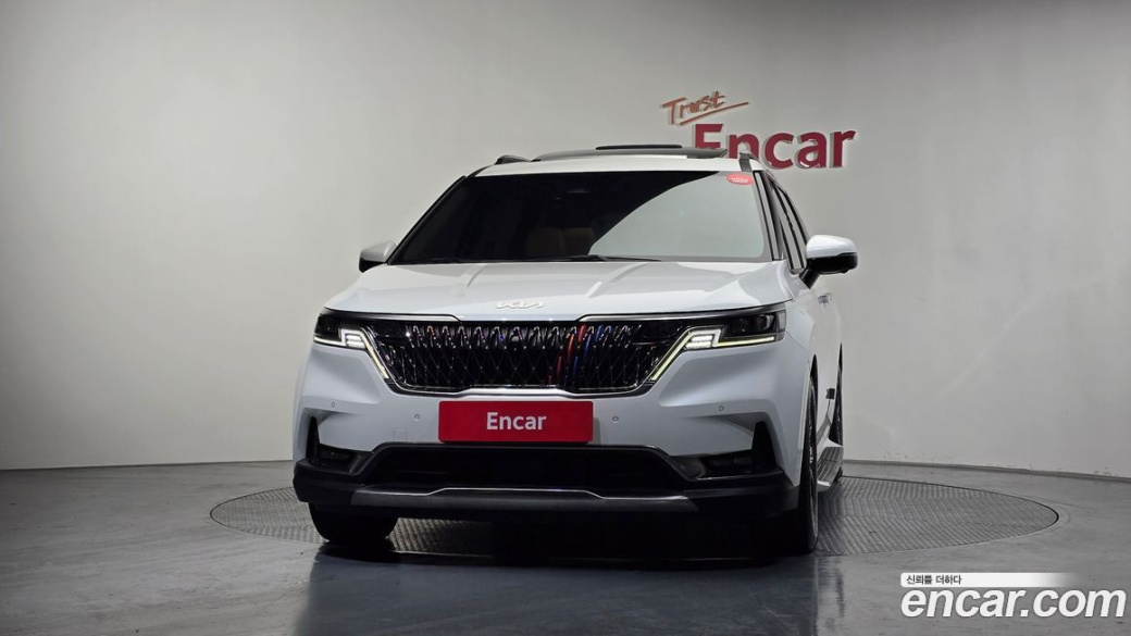 Kia Carnival 9-Seater Signature, 2023