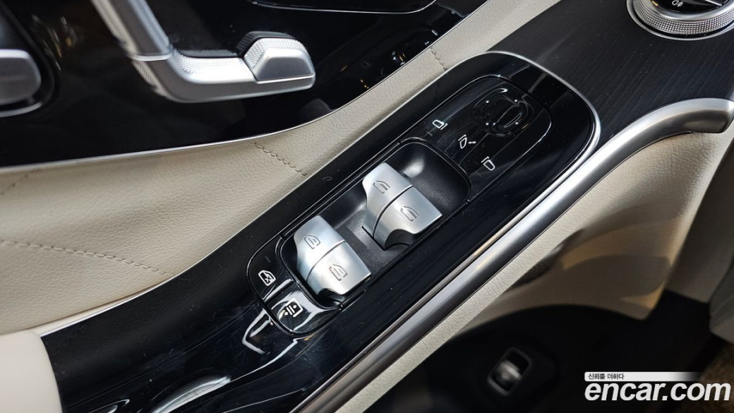 Mercedes-Benz S-Class S450L 4MATIC, 2023