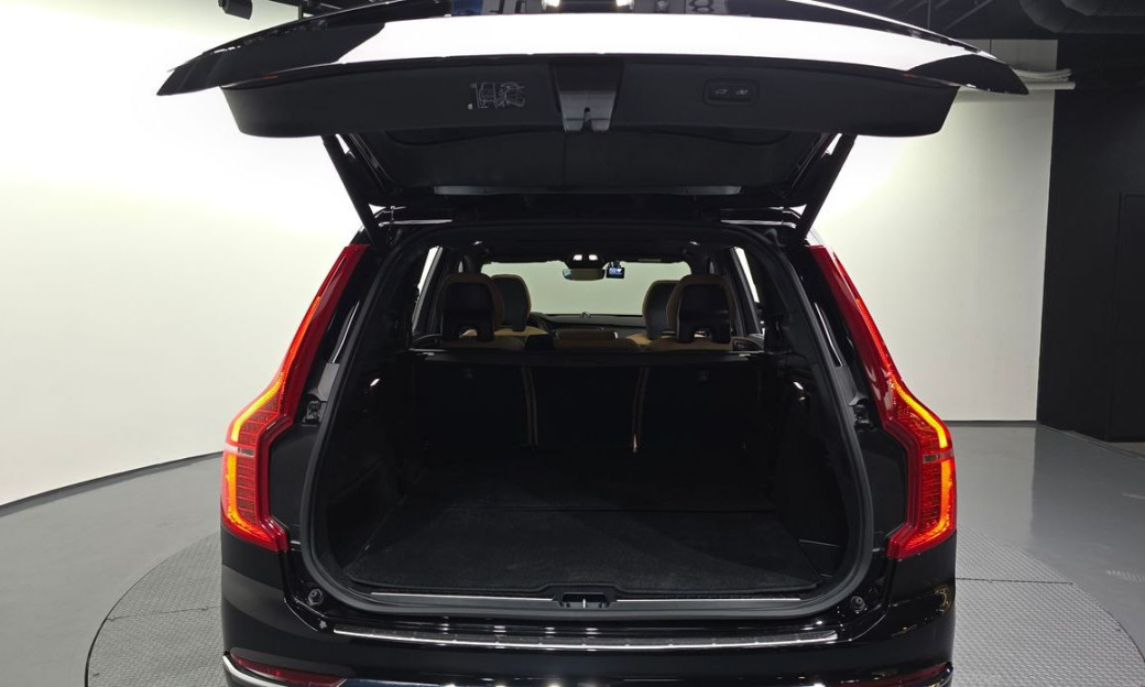 Volvo XC90 B6 Ultimate Bright, 2024