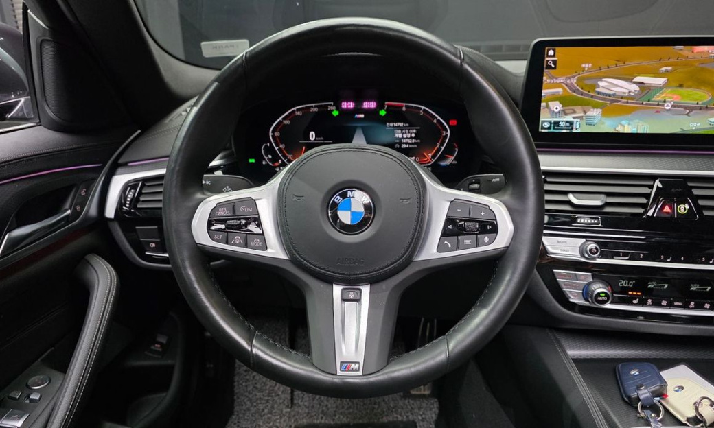 BMW 5-Series 520i M Sport, 2023