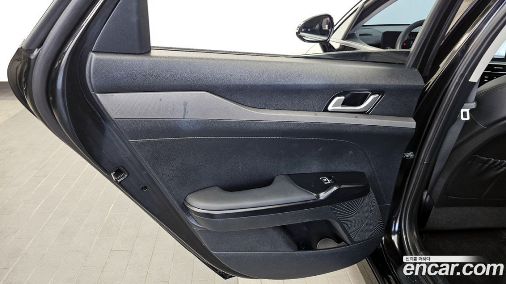 Kia K5 2.0, 2024