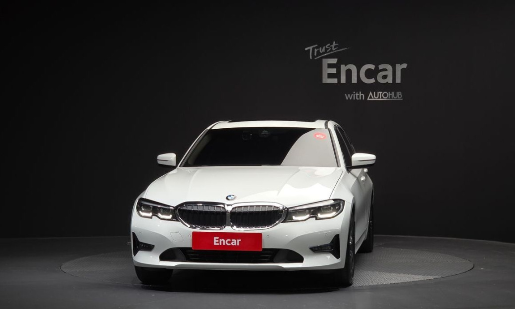 BMW 3-Series 320i, 2022