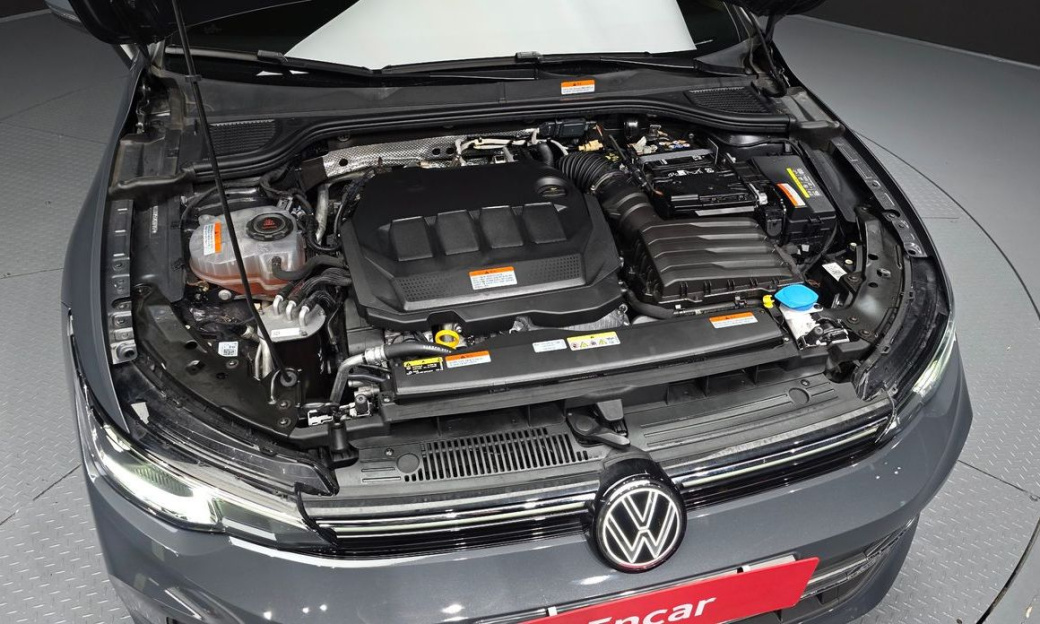 Volkswagen Golf 2.0 TDI Prestige, 2025