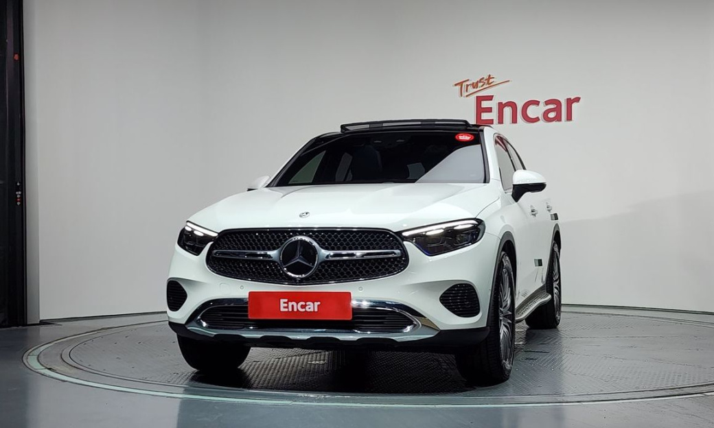 Mercedes-Benz GLC-Class GLC300 4MATIC Avnatgarde Coupe, 2025