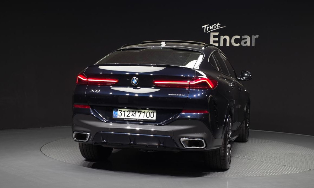 BMW X6 xDrive40i M Sport, 2025