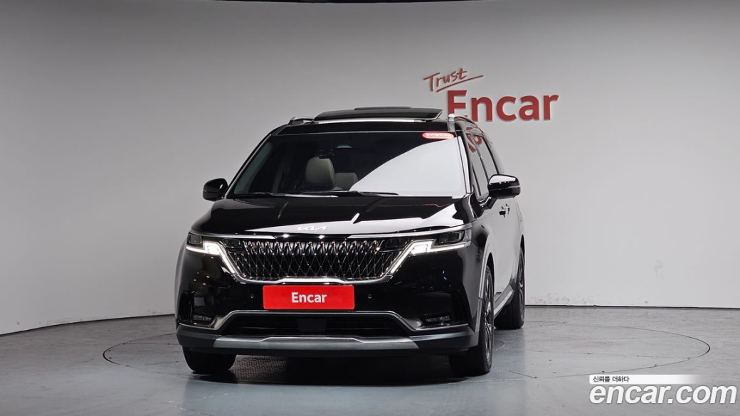 Kia Carnival 9-Seater Signature, 2023